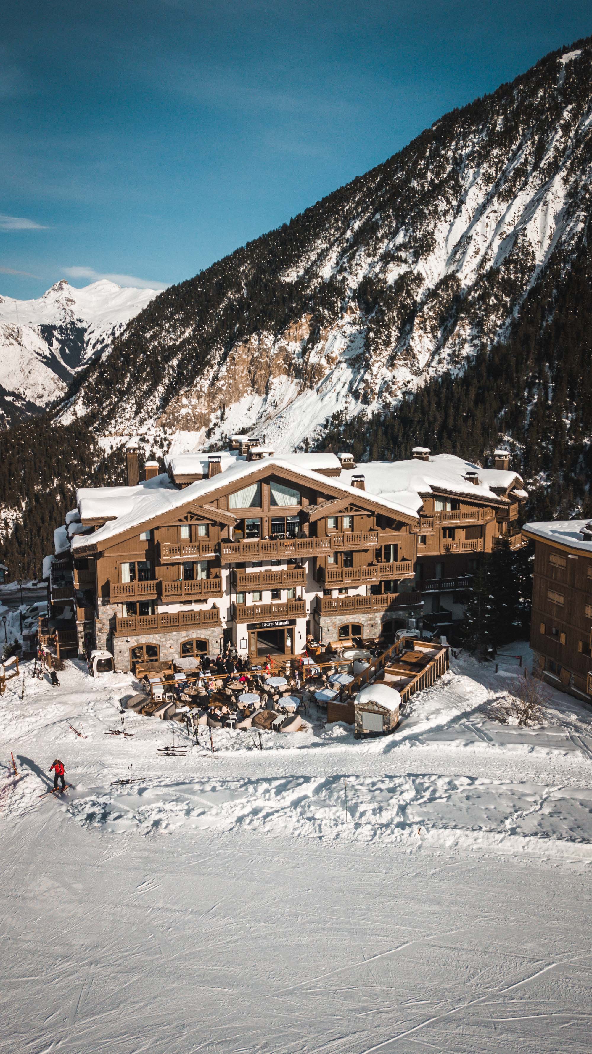 Manali Lodge lounge for seminars and meetings